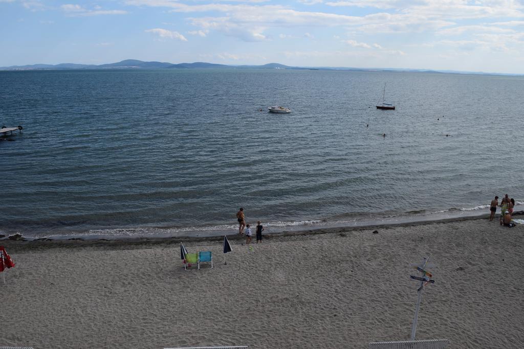 Ws Beach Apartment Pomorie Bagian luar foto