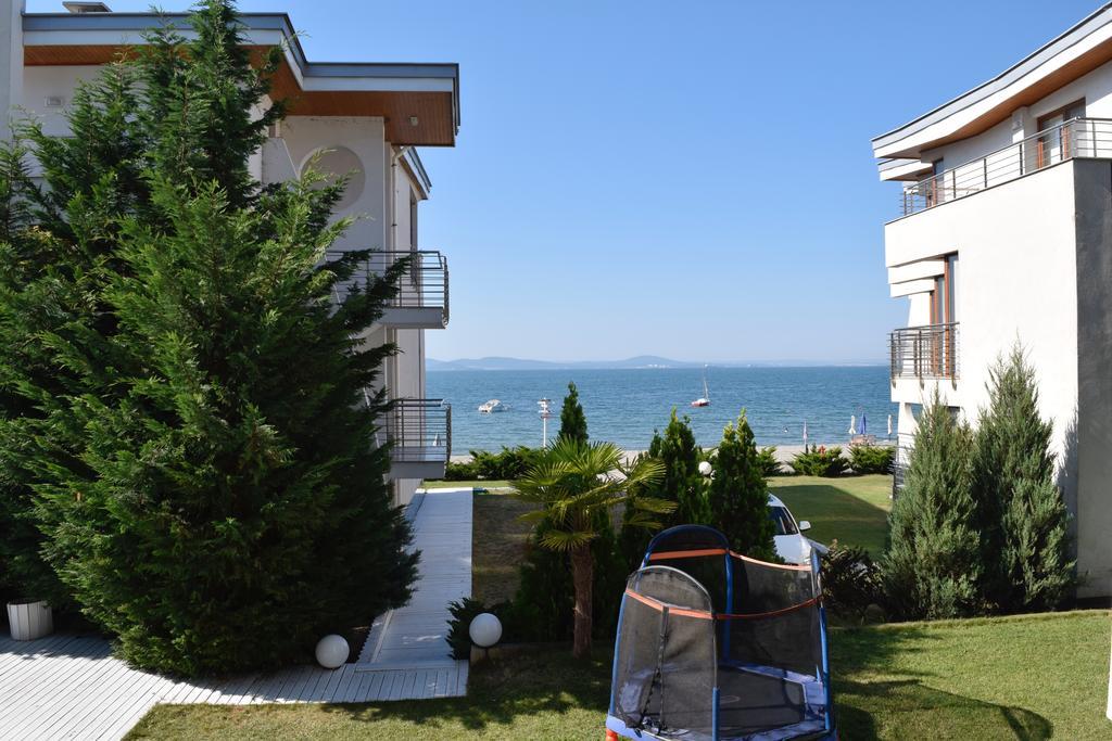 Ws Beach Apartment Pomorie Bagian luar foto